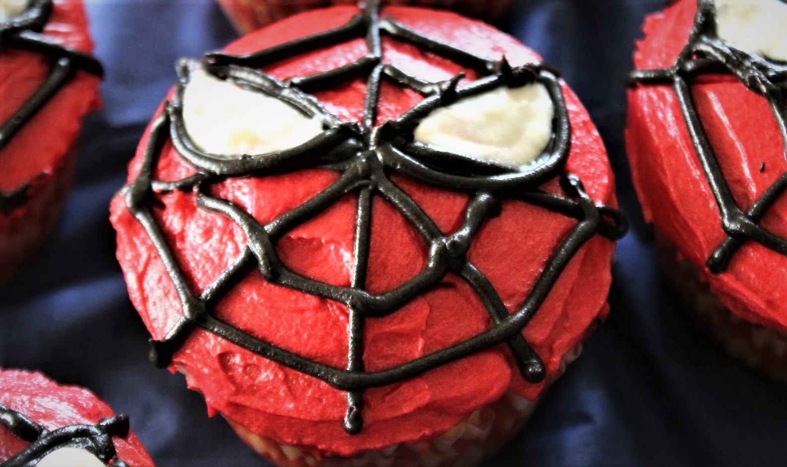 Spider-Man-Cupcakes